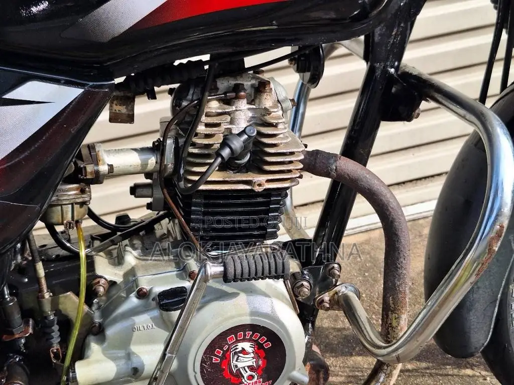 Bajaj CT-100 2013 Motorbike (Used)