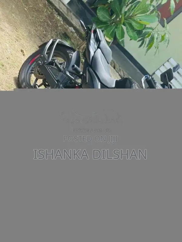 Bajaj Pulsar NS200 2025 Motorbike (Used)