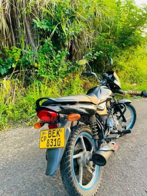 Bajaj Platina 2016 Motorbike (Used)