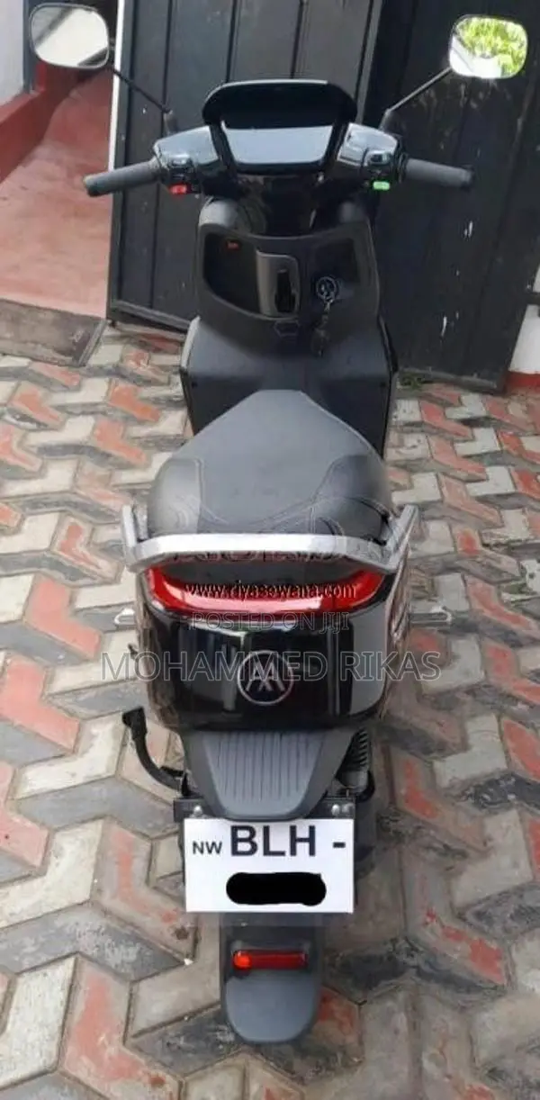 Other AIMA Maverick 2025 Motorbike (Used)