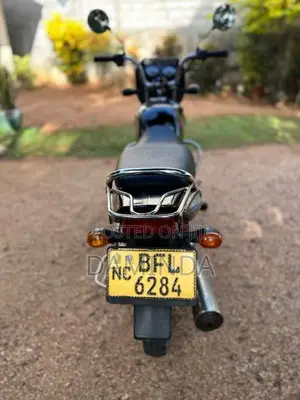 Bajaj CT-100 2017 Motorbike (Used)