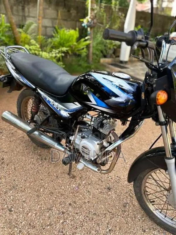 Bajaj CT-100 2017 Motorbike (Used)