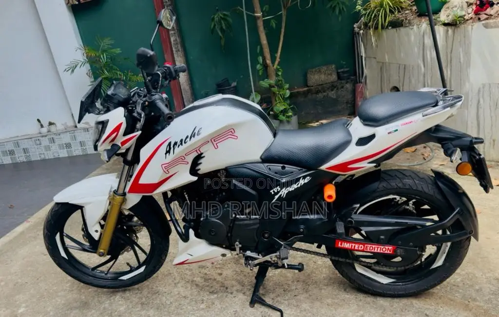 TVS Apache RTR 200 2017 Motorbike (Used)