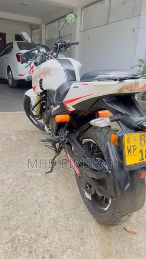 TVS Apache RTR 200 2017 Motorbike (Used)