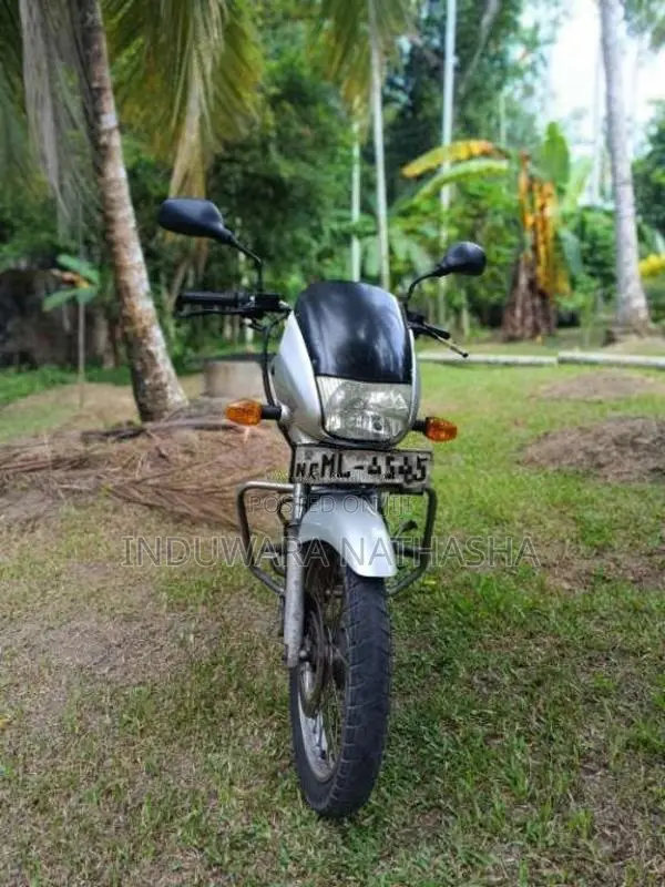 Hero-Honda Super Splendor 2005 Motorbike (Used)