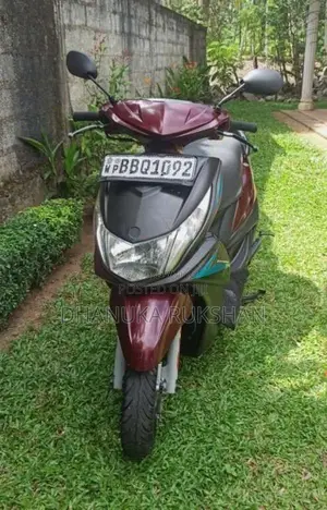 Yamaha Ray 2015 Motorbike (Used)