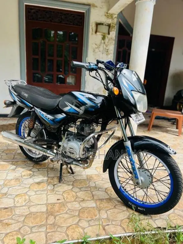 Bajaj CT-100 2014 Motorbike (Used)