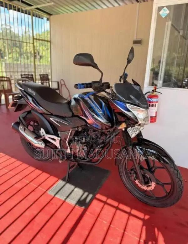 Bajaj Discover 2014 Motorbike (Used)