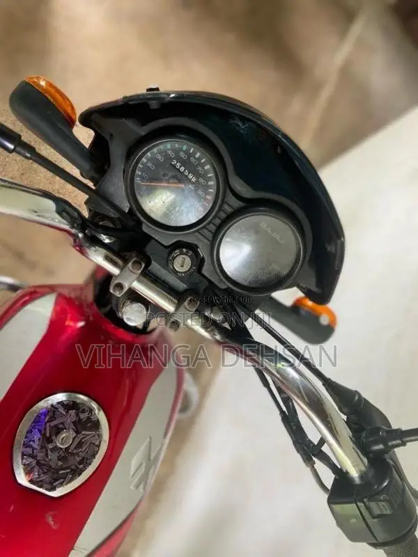Bajaj CT-100 2012 Motorbike (Used)