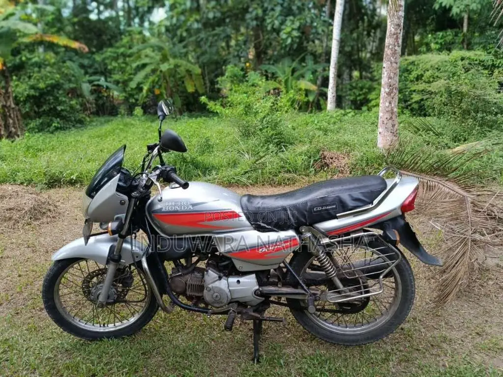 Hero-Honda Super Splendor 2005 Motorbike (Used)