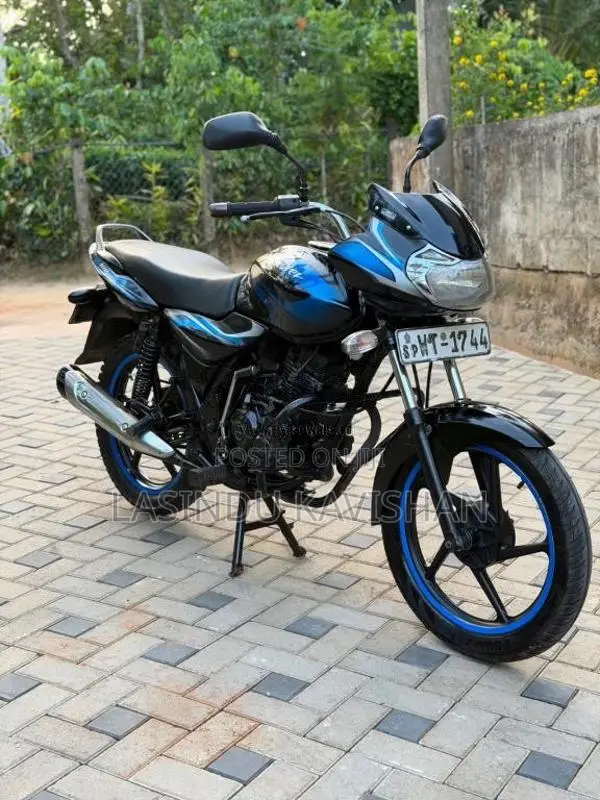 Bajaj Discover 2011 Motorbike (Used)