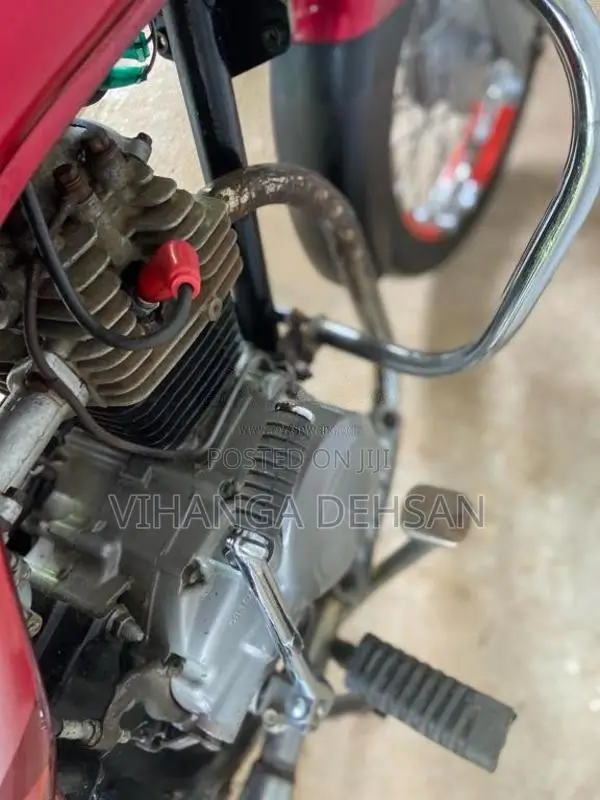 Bajaj CT-100 2012 Motorbike (Used)