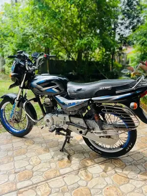 Bajaj CT-100 2014 Motorbike (Used)