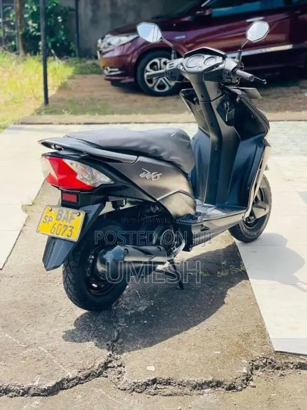Honda Dio 2013 Motorbike (Used)