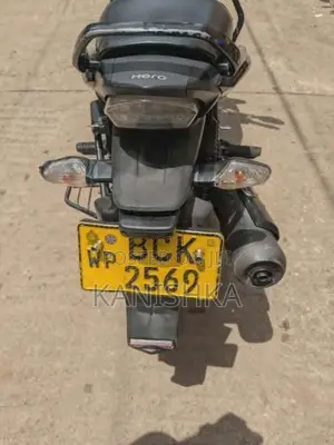 Hero-Honda Hunk 2015 Motorbike (Used)