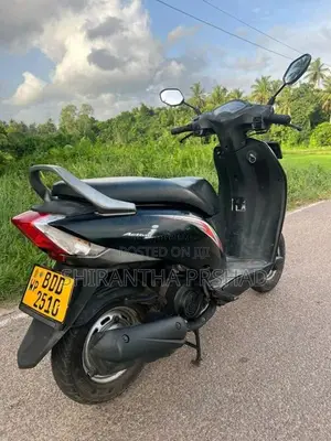 Hero-Honda Activa 2015 Motorbike (Used)