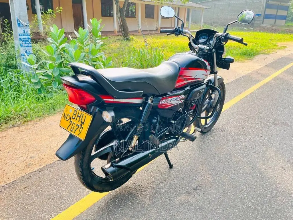 Hero Deluxe 2018 Motorbike (Used)