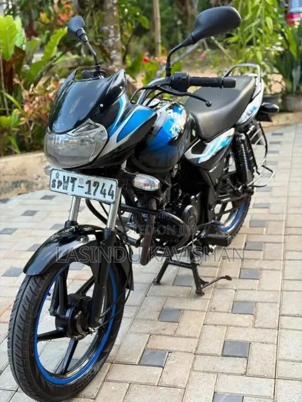 Bajaj Discover 2011 Motorbike (Used)