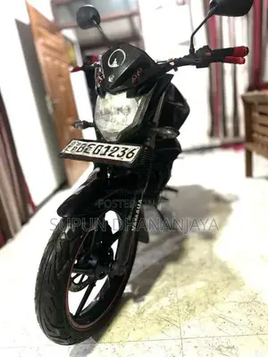 Yamaha Fz Version 2.0 2016 Motorbike (Used)