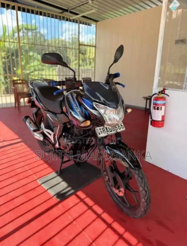 Bajaj Discover 2014 Motorbike (Used)