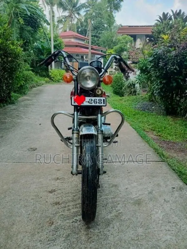 Honda Cm 125 1990 Motorbike (Used)