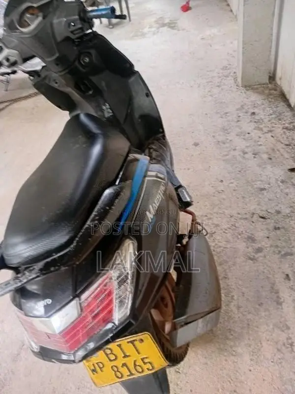 Hero Maestro 2020 Motorbike (Used)