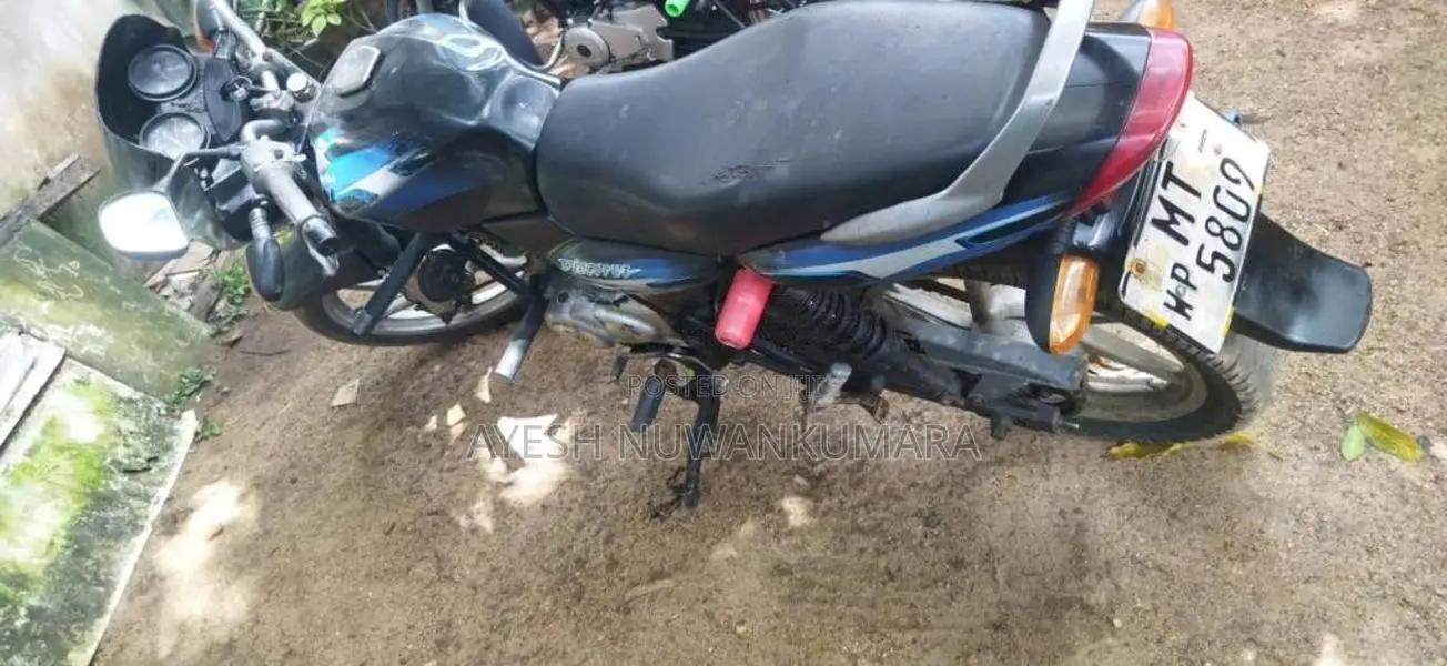 Bajaj Discover 2005 Motorbike (Used)