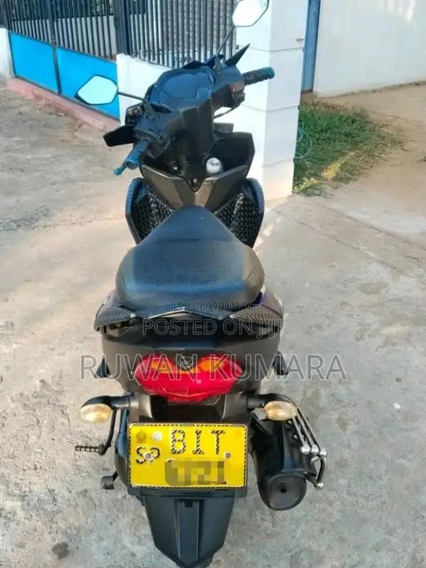 Yamaha ZR 2020 Motorbike (Used)