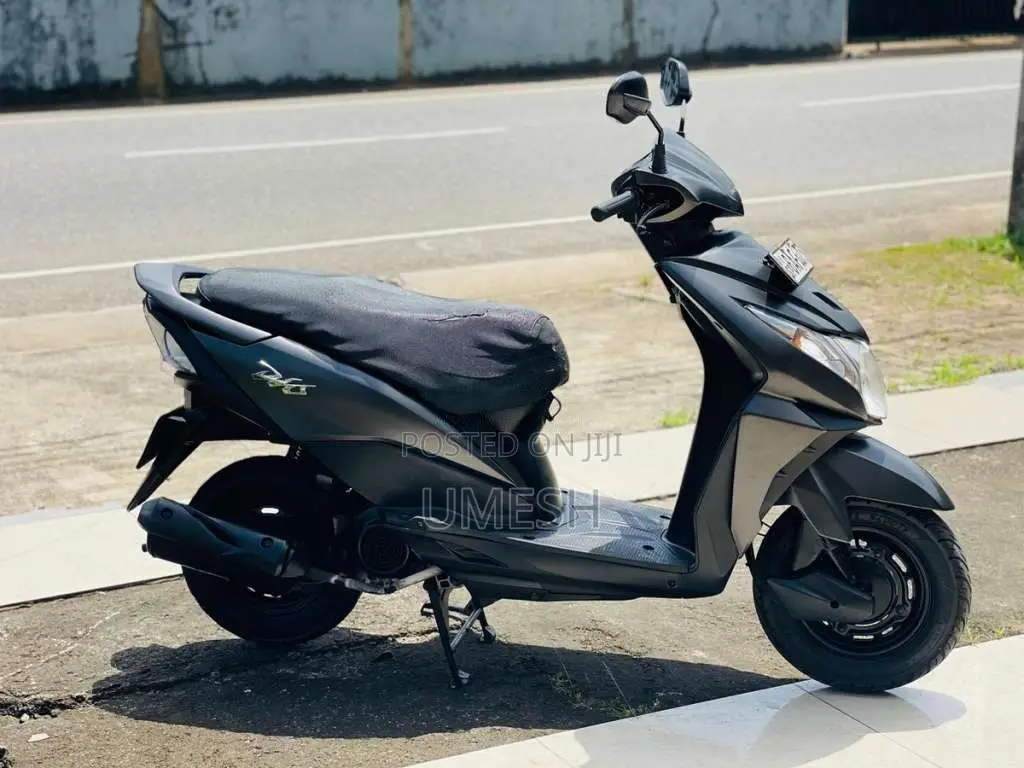 Honda Dio 2013 Motorbike (Used)