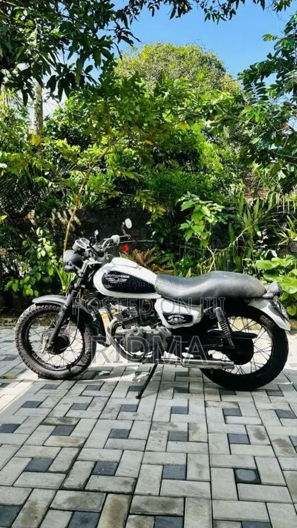 Honda CM Custom 1997 Motorbike (Used)