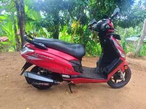 Hero Maestro 2018 Motorbike (Used)
