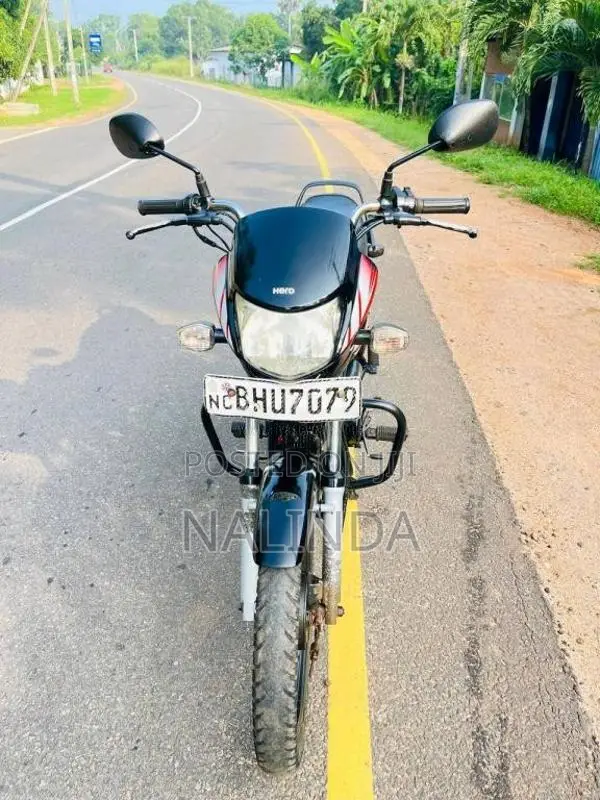 Hero Deluxe 2018 Motorbike (Used)