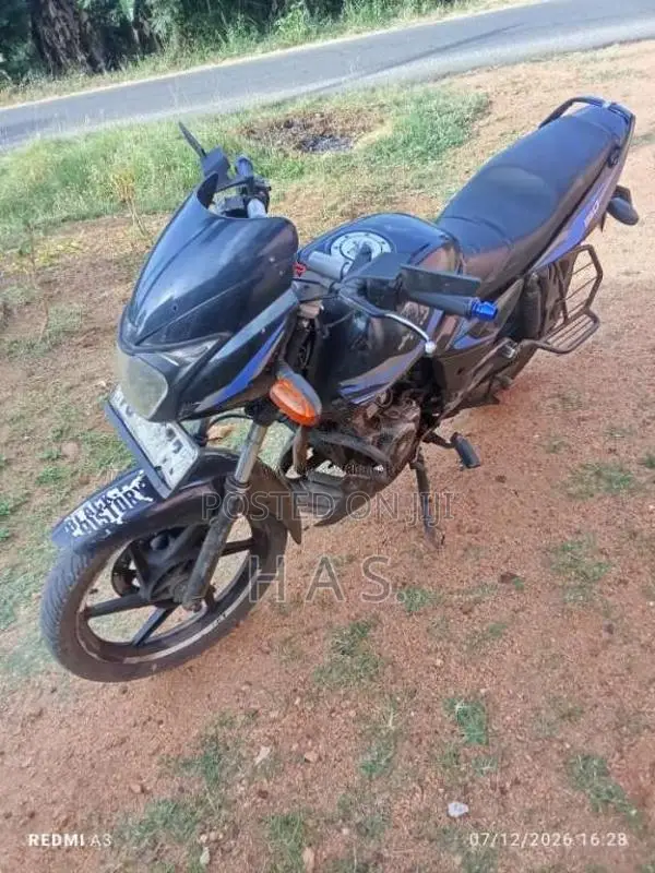 Bajaj Pulsar 2004 Motorbike (Used)