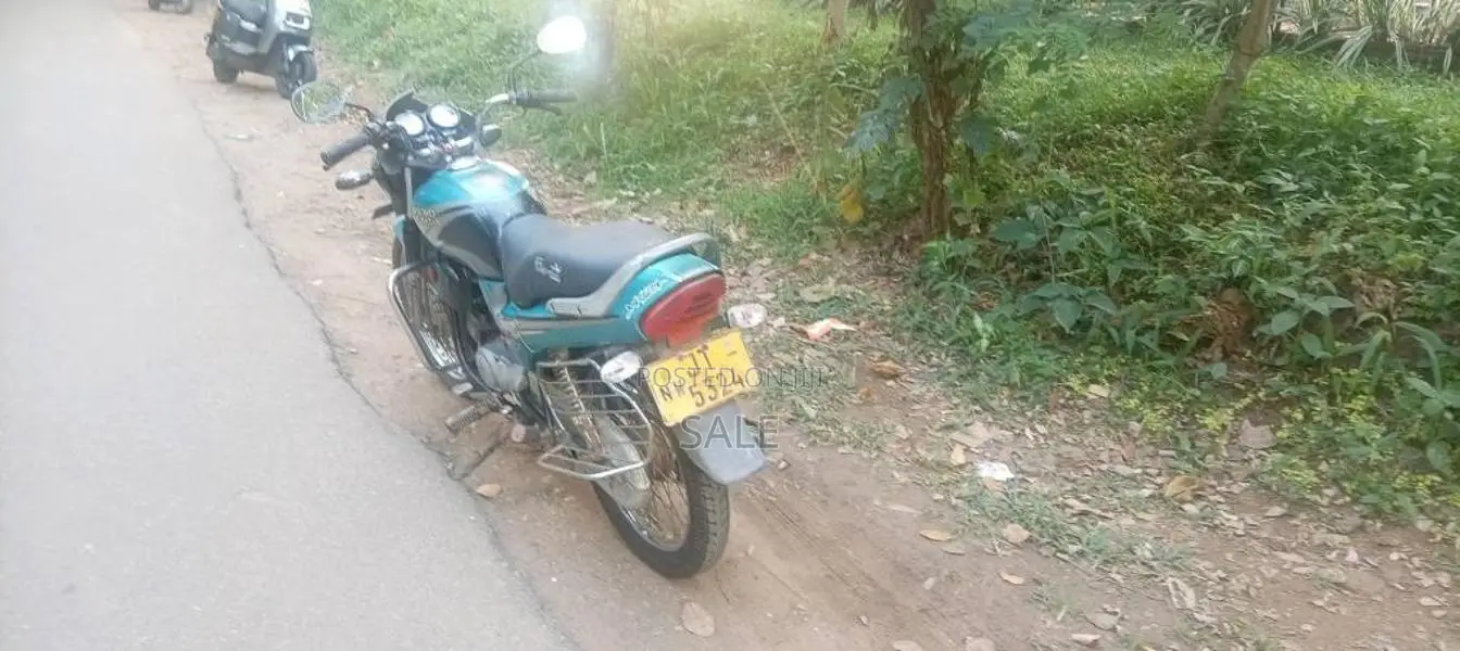 Hero Passion 2004 Motorbike (Used)
