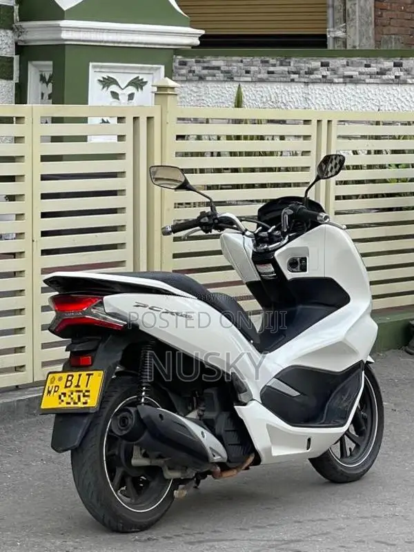 Honda Pcx 2019 Motorbike (Used)