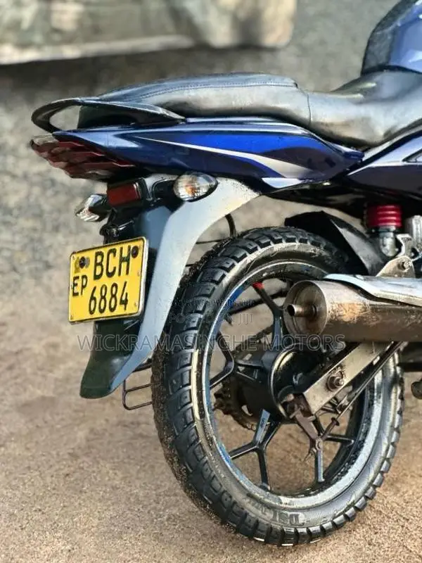 Bajaj Discover 2015 Motorbike (Used)