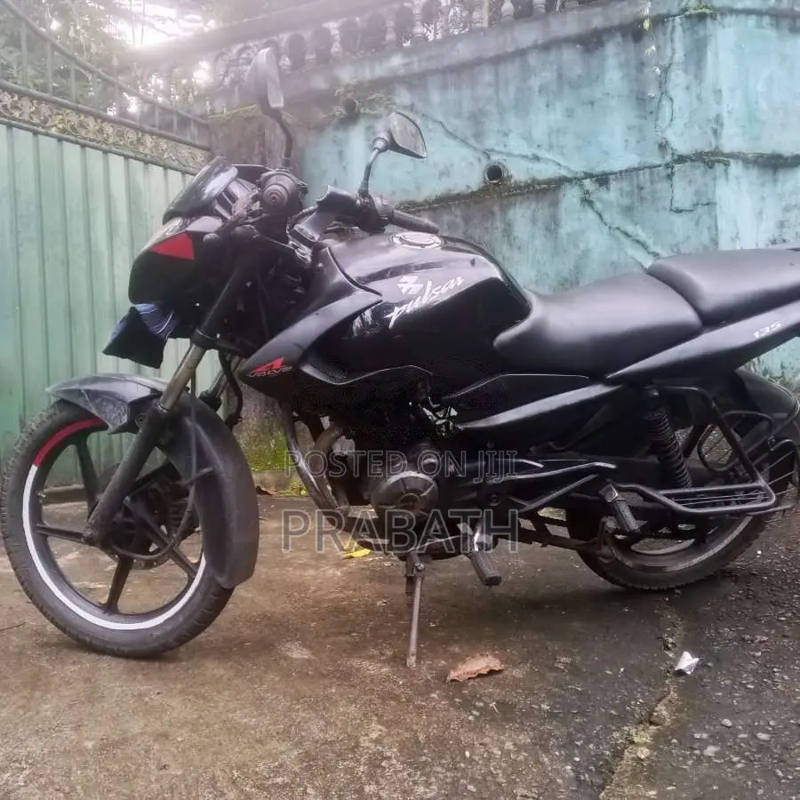 Bajaj Pulsar 135 2011 Motorbike (Used)