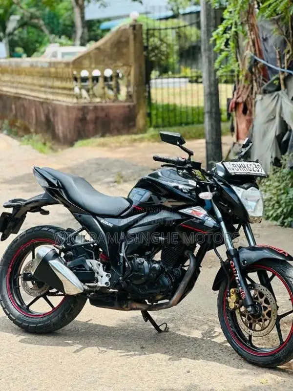 Suzuki Gixxer 2015 Motorbike (Used)
