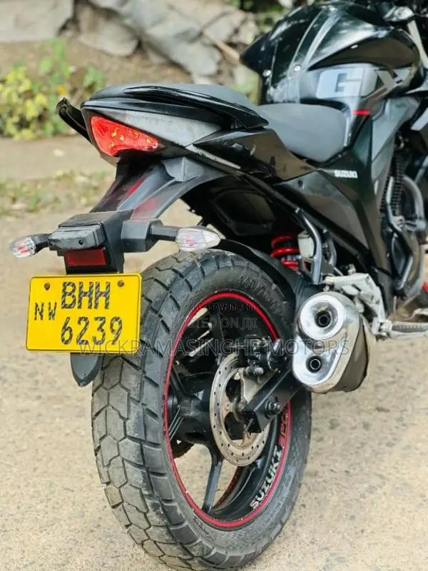 Suzuki Gixxer 2015 Motorbike (Used)