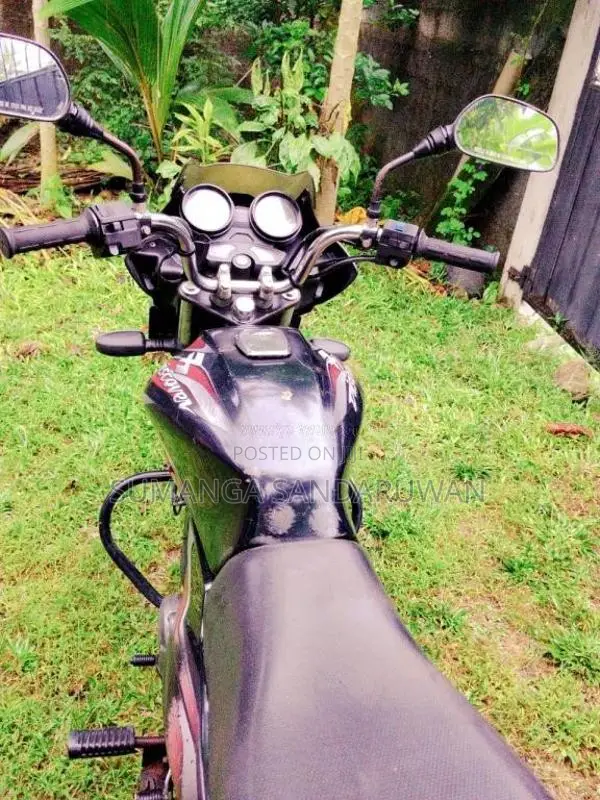 Bajaj Discover 2011 Motorbike (Used)