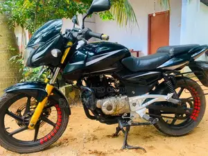 Bajaj Pulsar 2015 Motorbike (Used)
