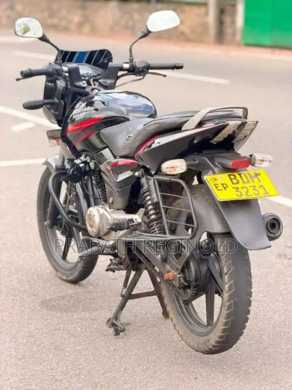 Bajaj Pulsar 150 2015 Motorbike (Used)