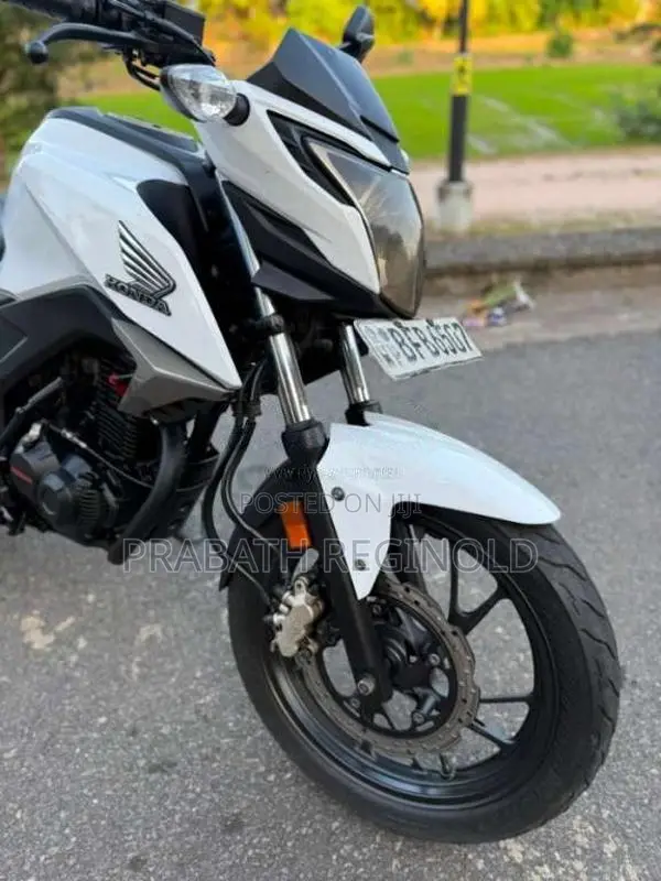 Honda Cb Hornet 2017 Motorbike (Used)