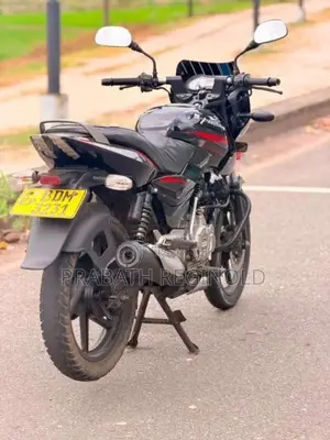 Bajaj Pulsar 150 2015 Motorbike (Used)