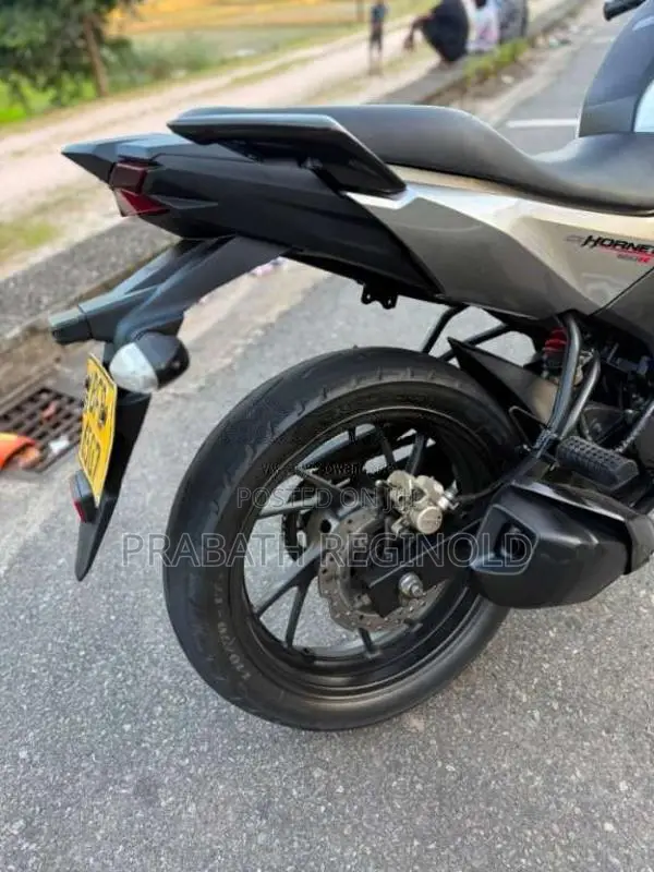 Honda Cb Hornet 2017 Motorbike (Used)