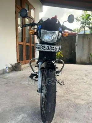 Bajaj CT-100 2016 Motorbike (Used)