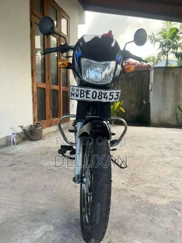 Bajaj CT-100 2016 Motorbike (Used)