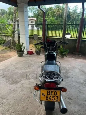 Bajaj CT-100 2016 Motorbike (Used)