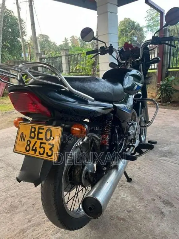 Bajaj CT-100 2016 Motorbike (Used)