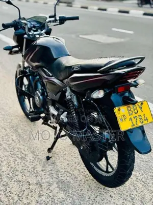 Bajaj Discover 2015 Motorbike (Used)
